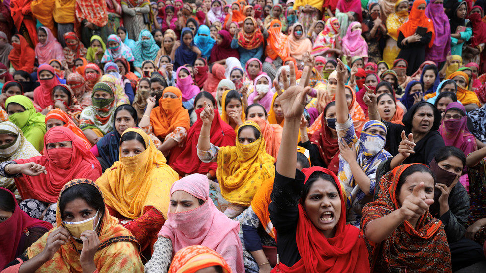 Bangladeshi women