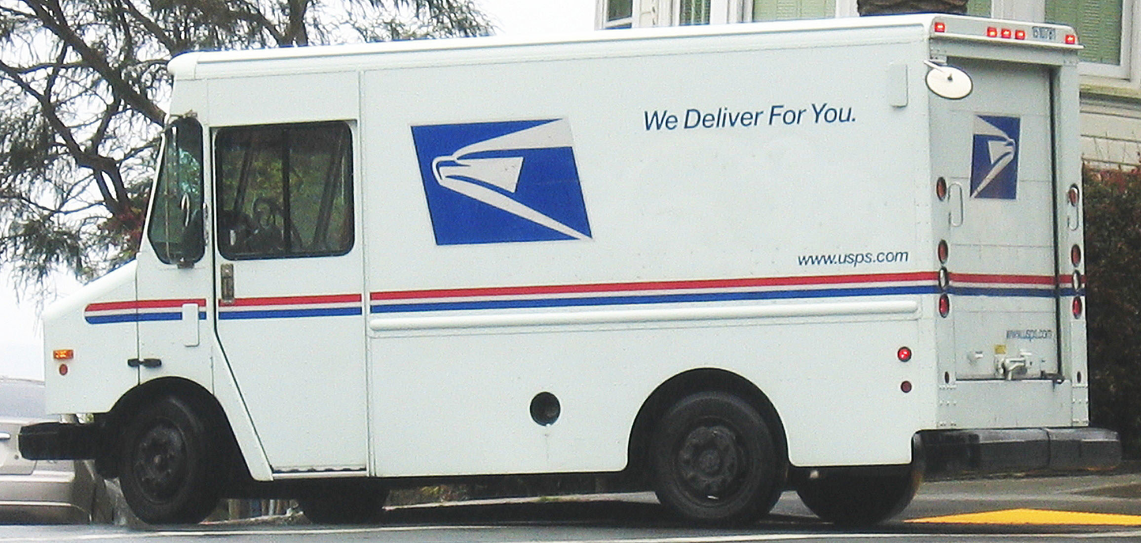 Click to enlarge USPS truck