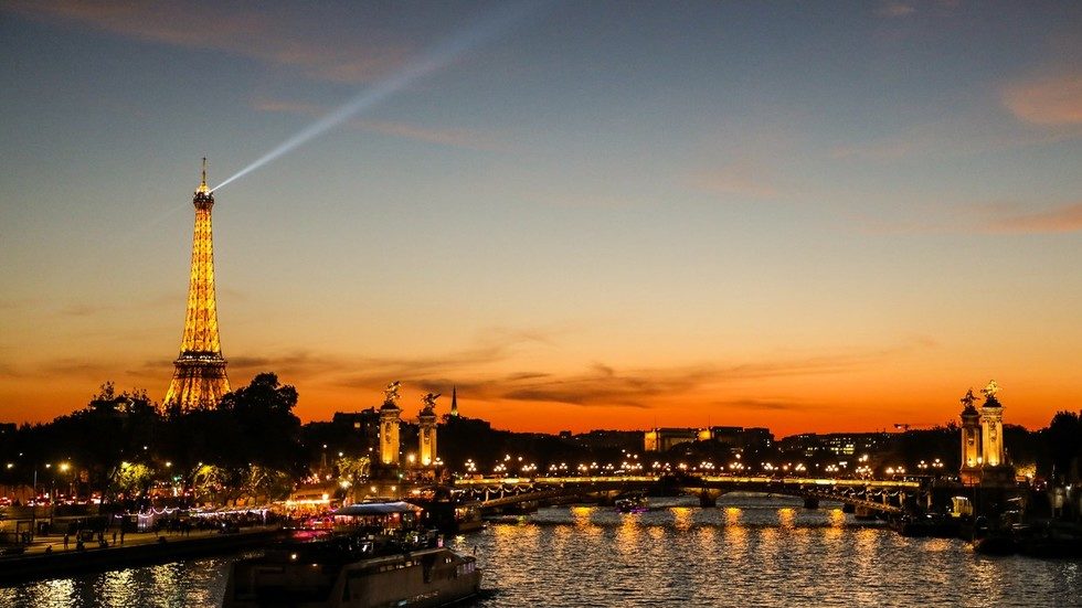Eiffel Tower