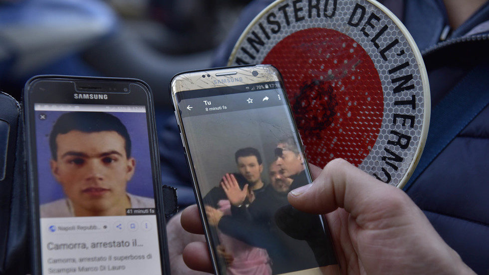 Italy arrests mafia fugitive Marco Di Lauro