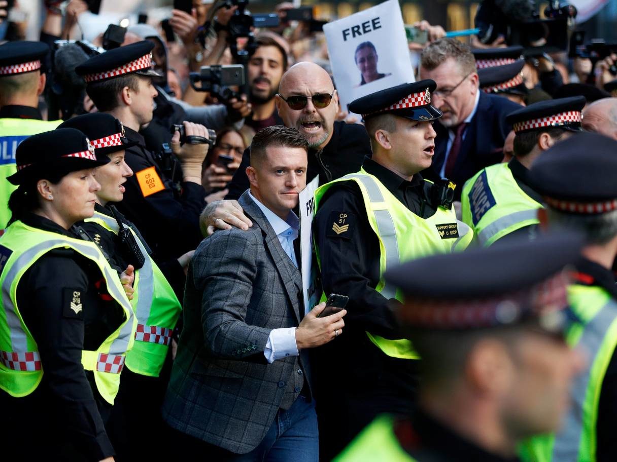 Click to enlarge Tommy Robinson