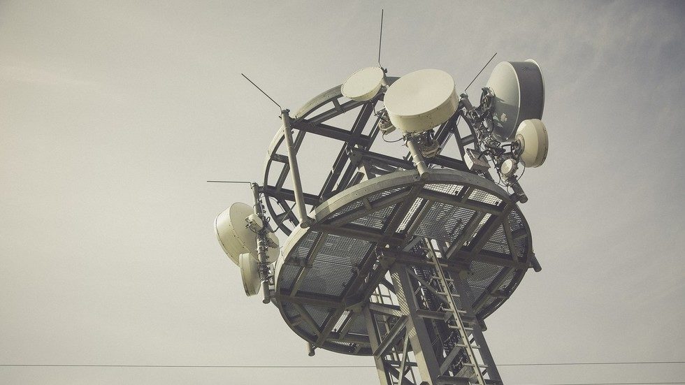 Click to enlarge cell phone tower