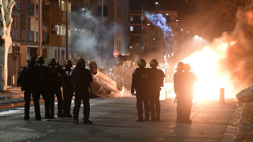grenoble riots