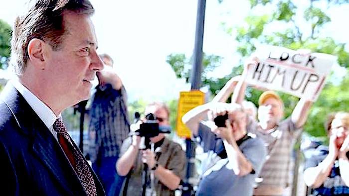 Click to enlarge Manafort