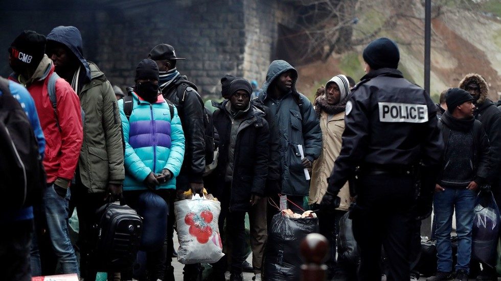 paris migrants