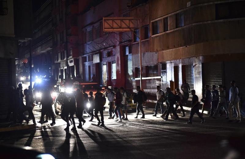 Click to enlarge Caracas venezuela blackout