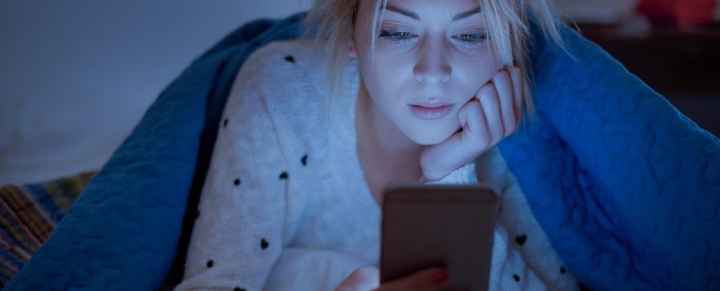 reading news in bed