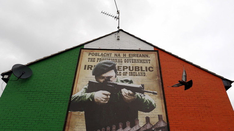 ira mural