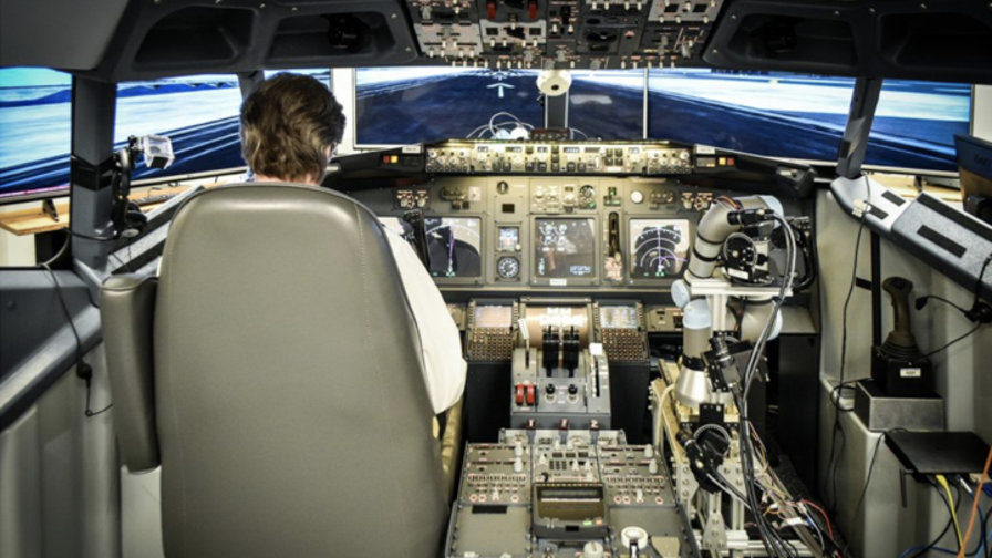 Click to enlarge AI landing Boeing