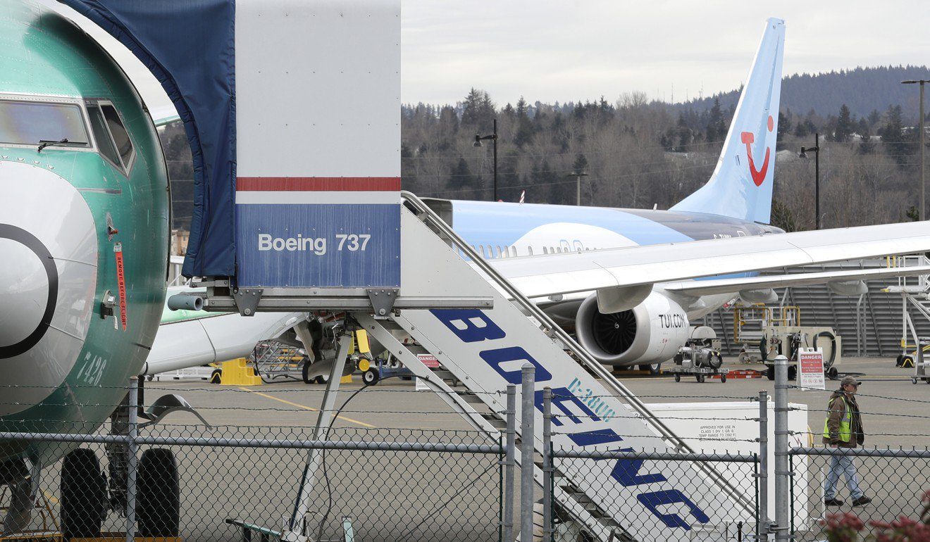 Click to enlarge 737 MAX 8