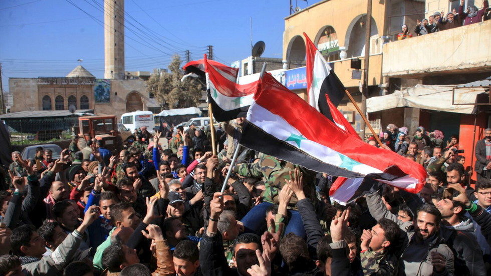Click to enlarge pro assad rally