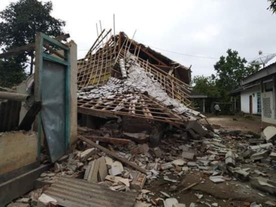 Click to enlarge Two moderate earthquakes struck Lombok,