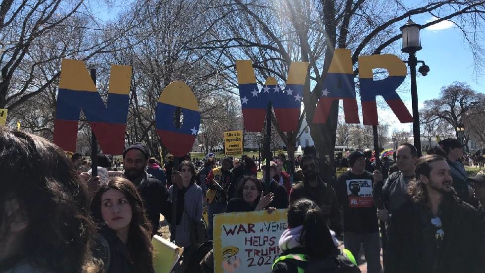 Click to enlarge protest venezuela washington white house