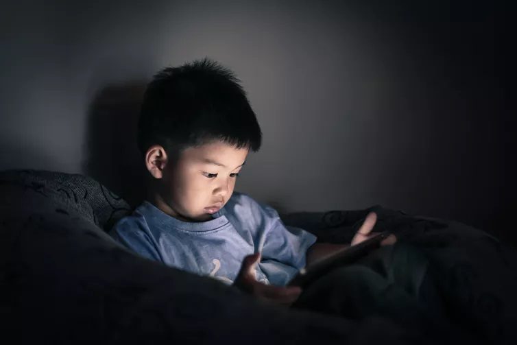 Click to enlarge child tablet screen