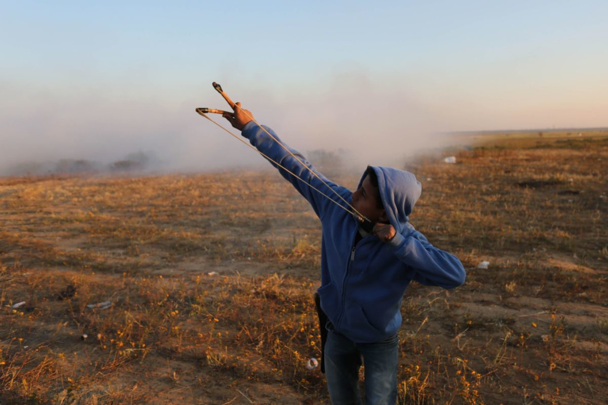 Click to enlarge sling shot gaza protest march return