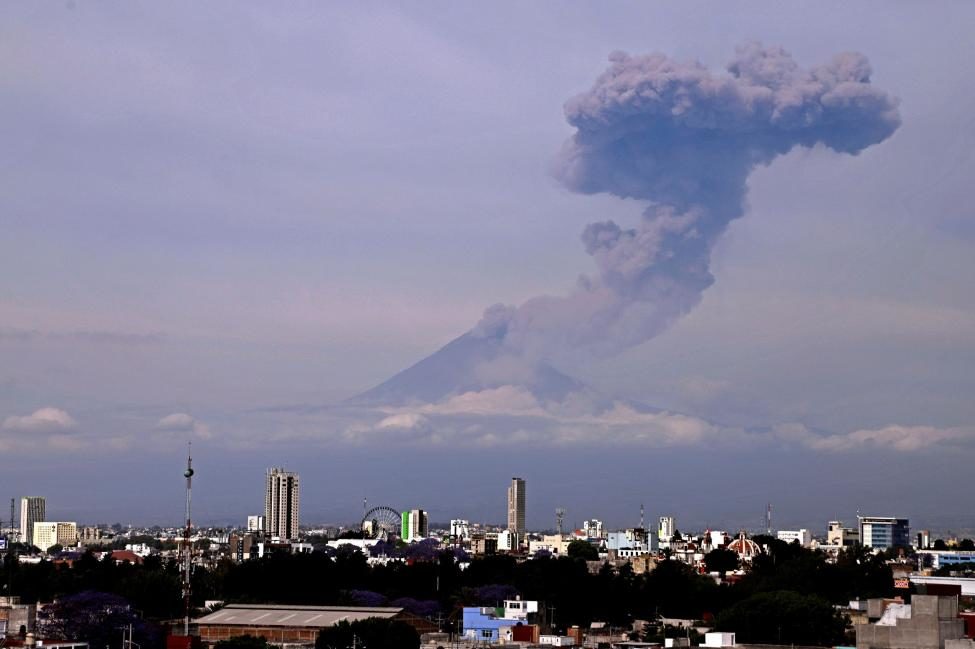 Click to enlarge Popocatepetl volcano