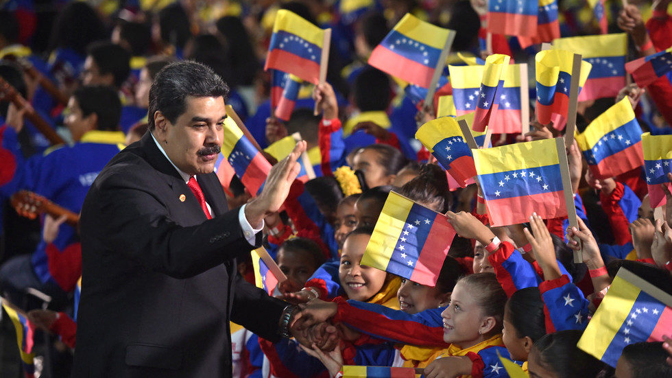 Click to enlarge maduro second inauguration