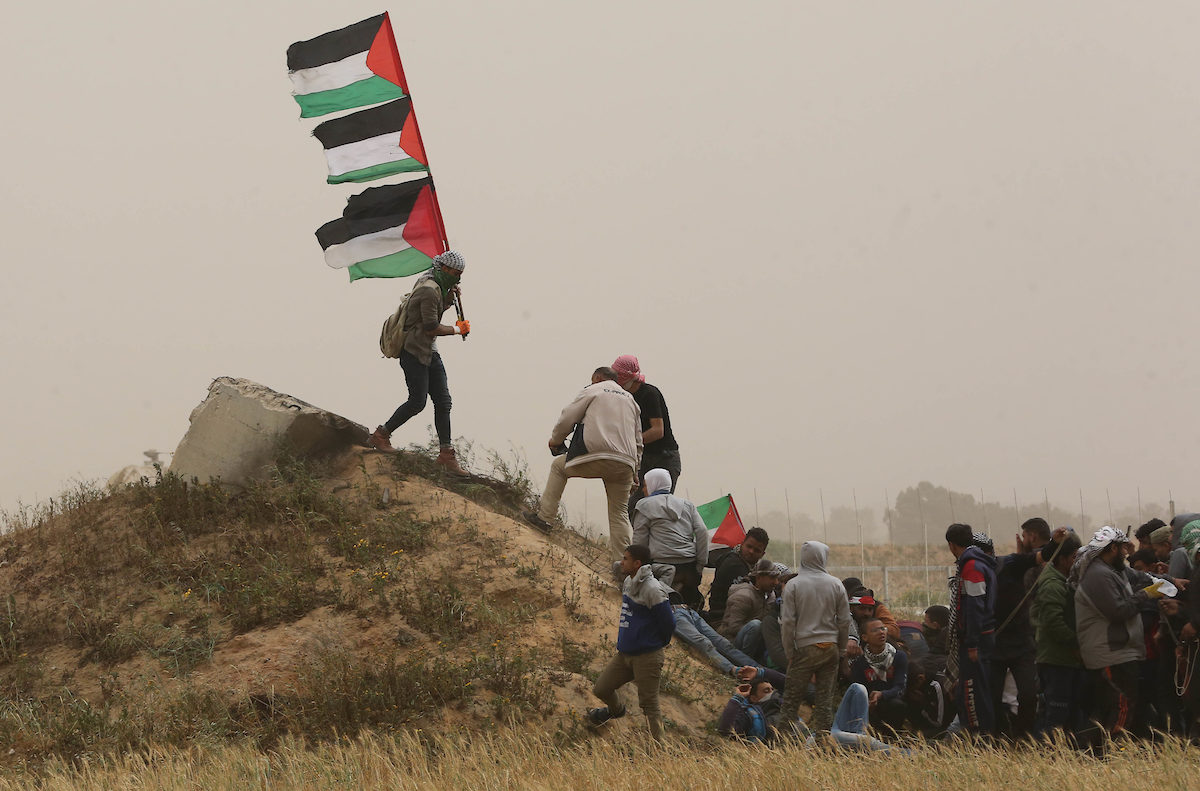 Click to enlarge palestine flags march of return