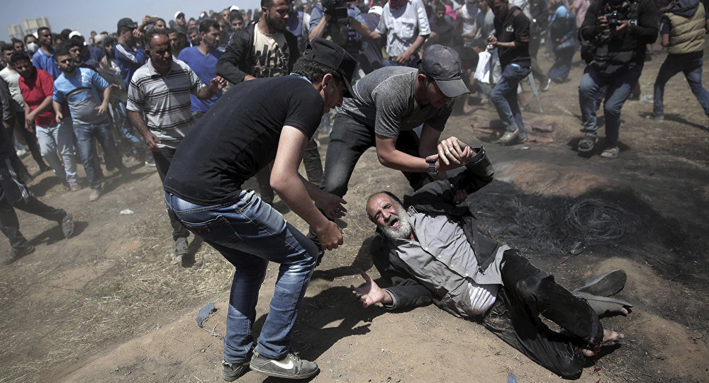 elederly palestinian wounded march of return gaza