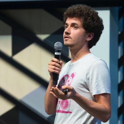 Click to enlarge Adrien Sénécat