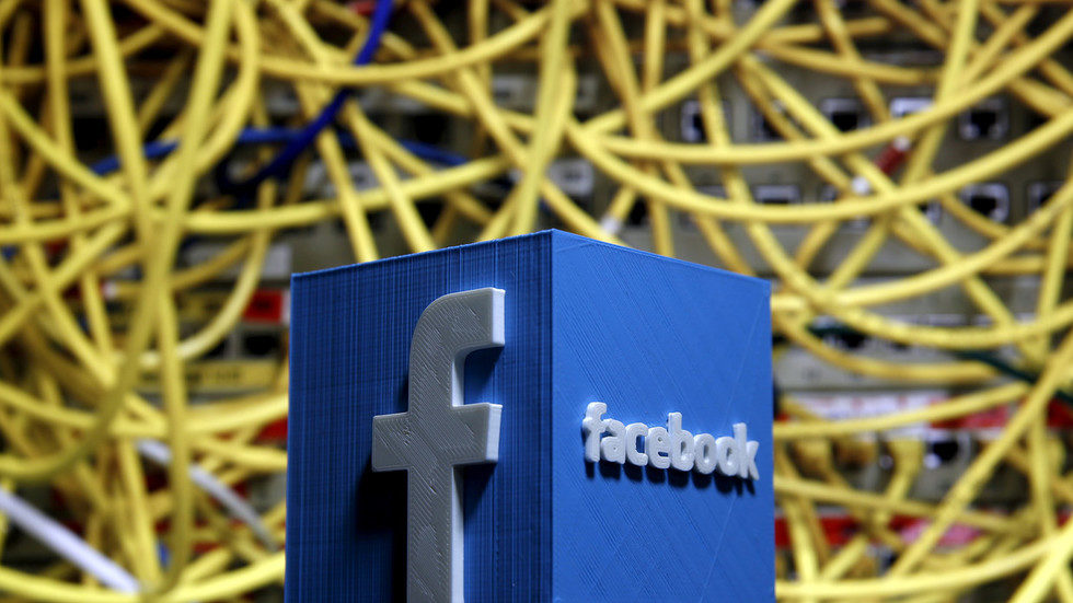 Click to enlarge facebook cube