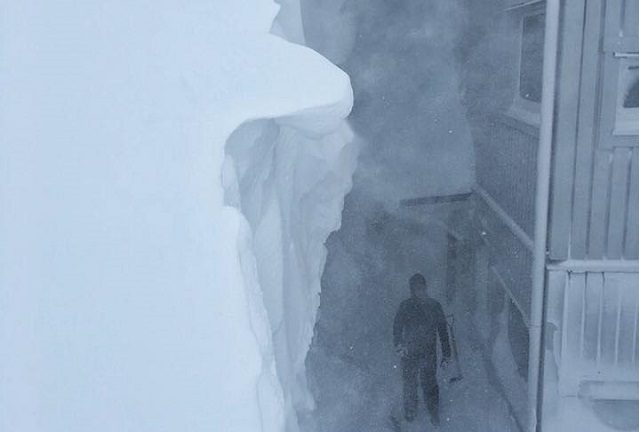 Four metres of snow has fallen at Sweden's