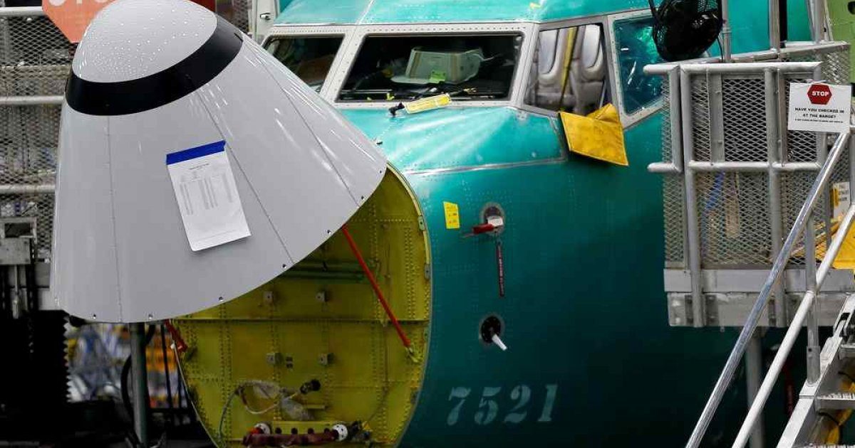 Boeing 737 MAX 8