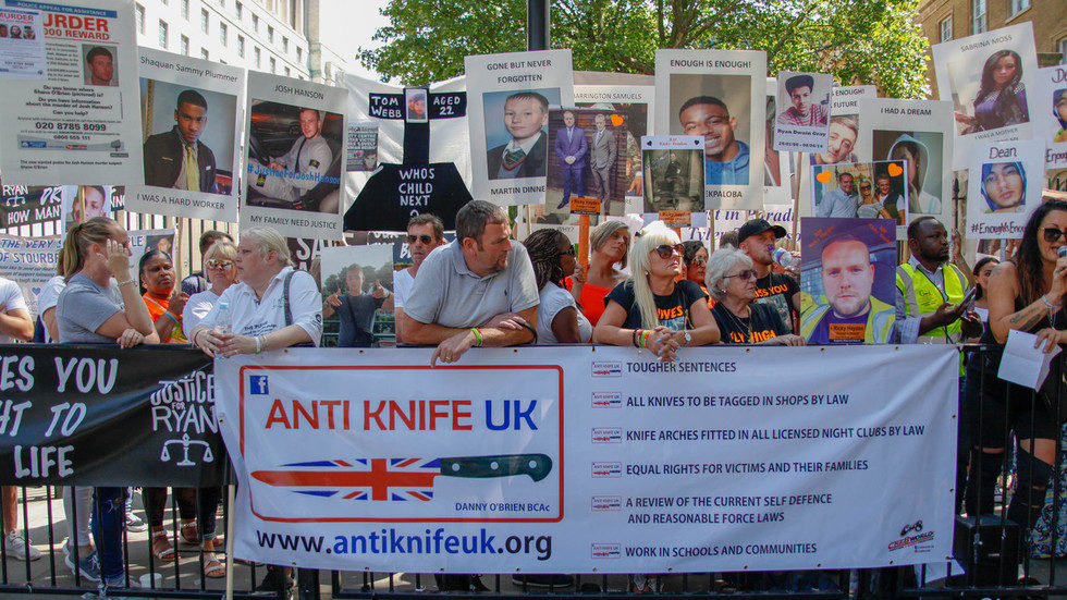 Click to enlarge Knife crime UK