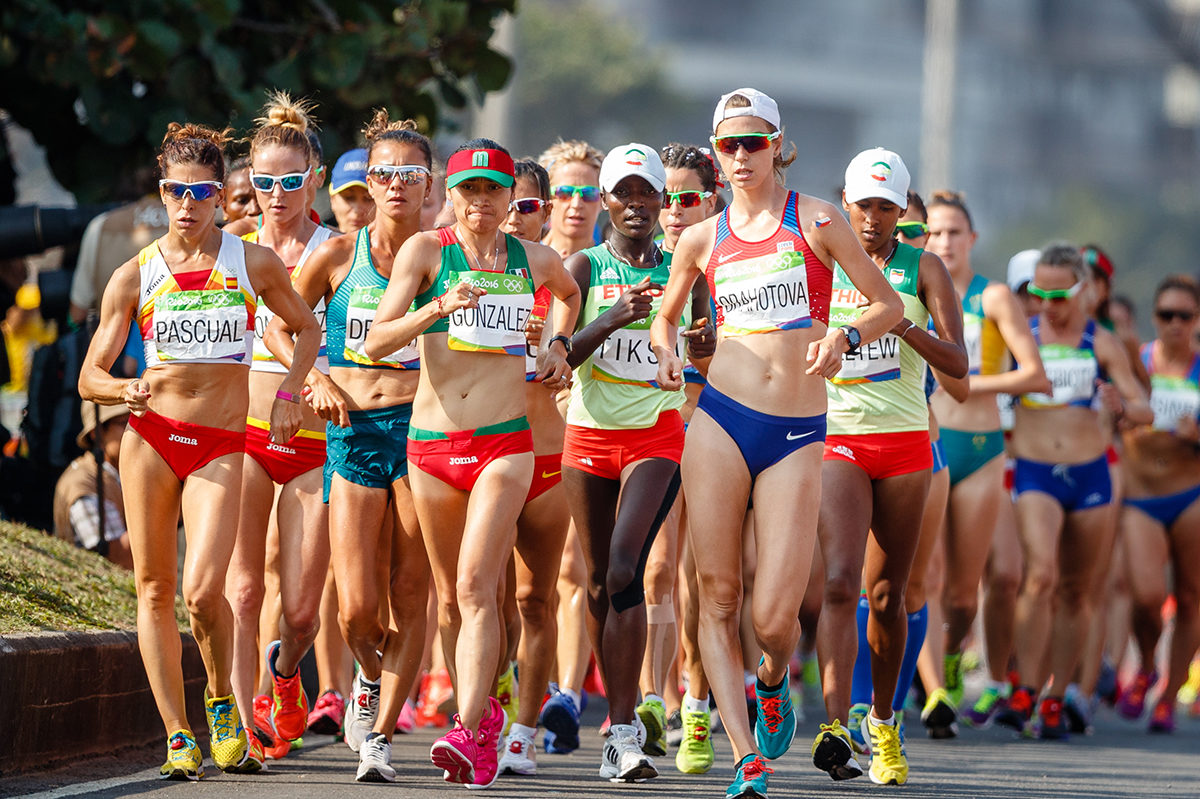 women running