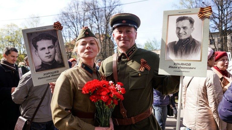 Click to enlarge Victory day celebrations