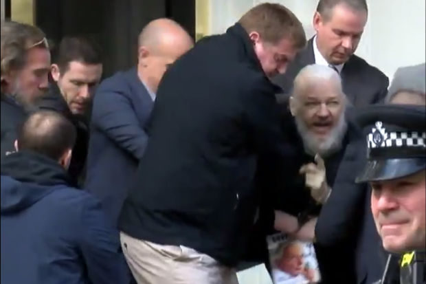 Click to enlarge julian assange arrest