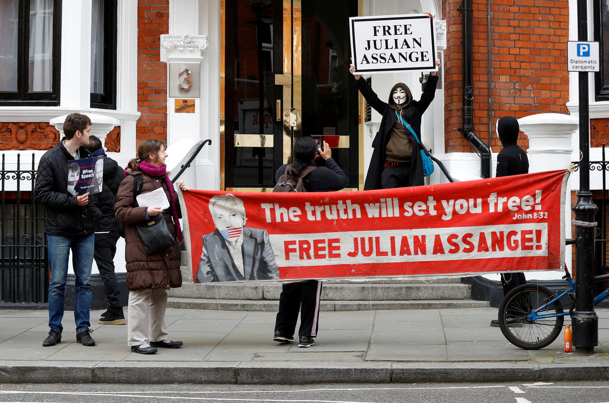 protest assange ecuador london
