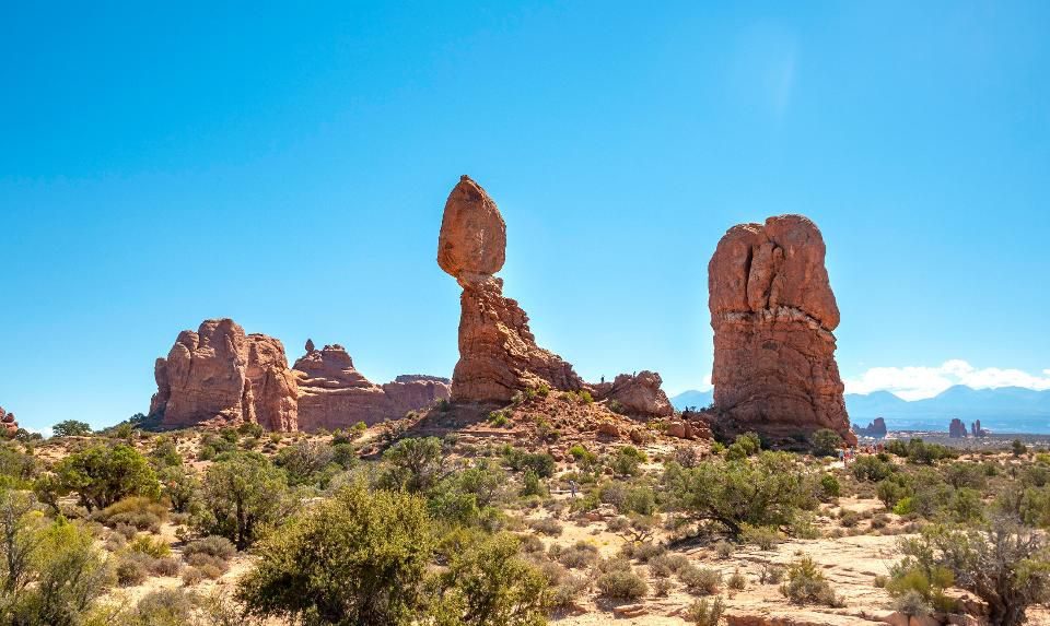 Click to enlarge balanced rock