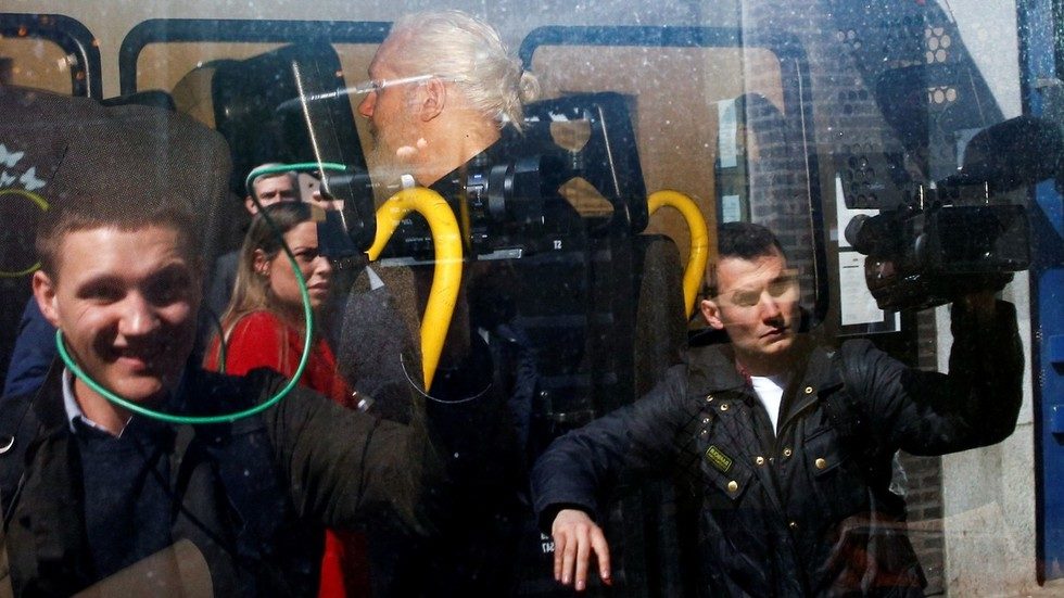 assange arrest reporters