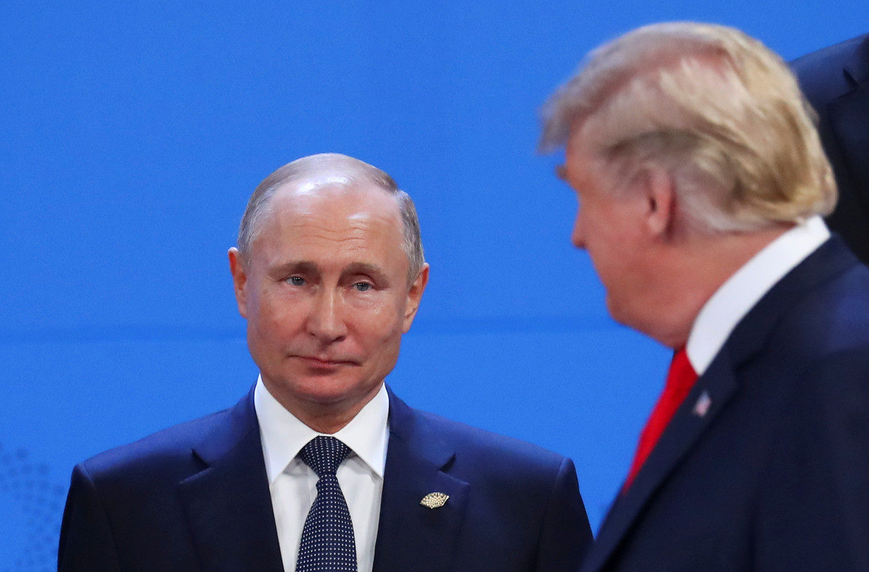 Click to enlarge Putin Trump