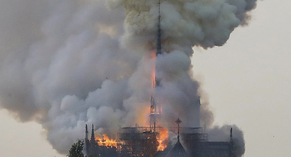 notre dame cathedral fire