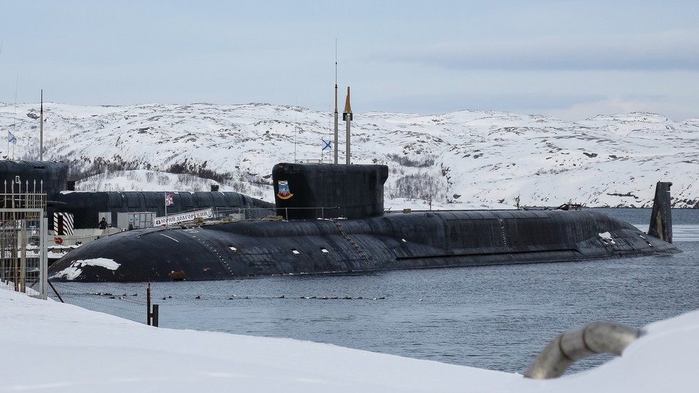 Russian Borei-class nuclear submarine, norwegian border guard spy russian sub