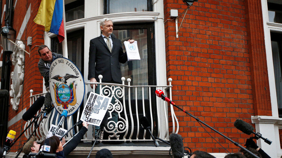 Click to enlarge Assange embassy