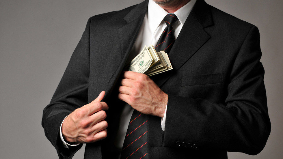 pocketing money