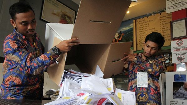 Counting ballots
