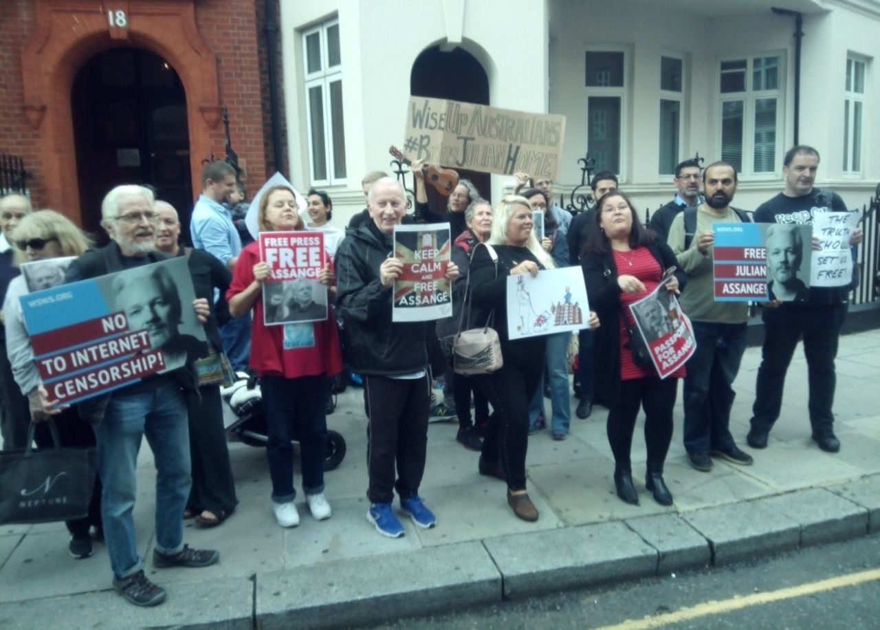 assange vigil embassy