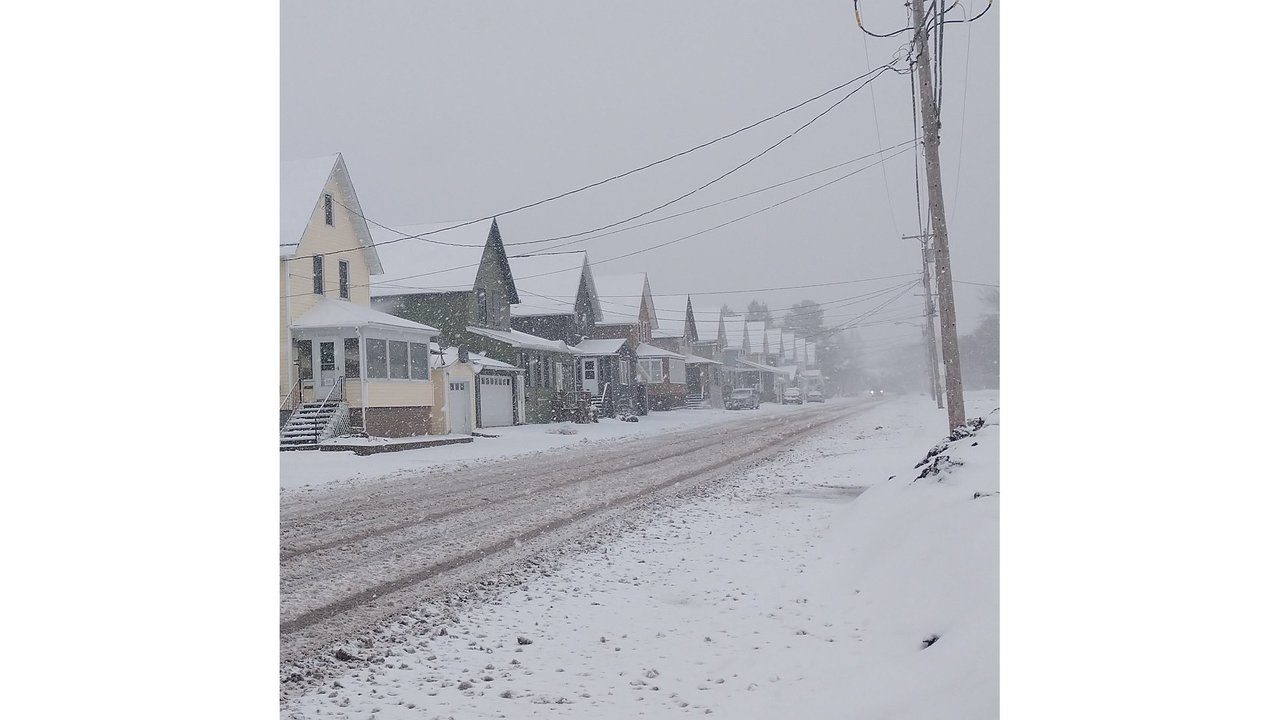 May Snow in Upper Michigan
