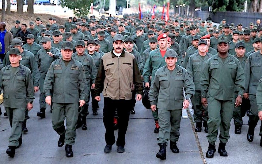 Click to enlarge Maduroparade