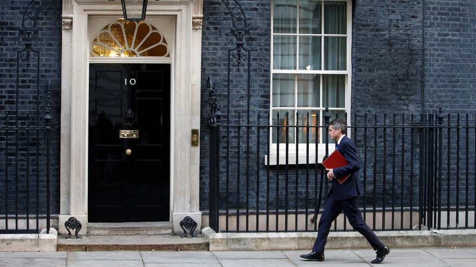 Click to enlarge gavin williamson