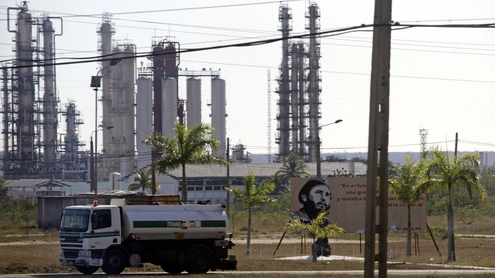 Oil Refinery