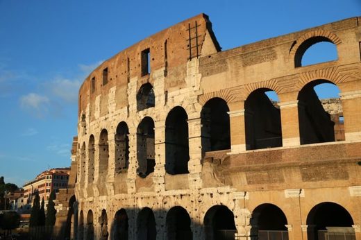 Click to enlarge amphitheatre