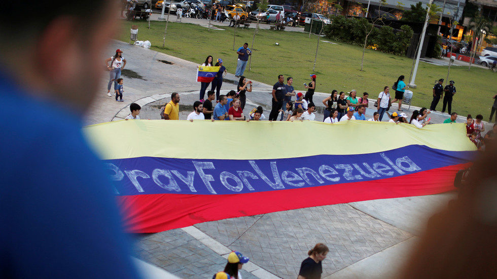 big venezuelan flag protest