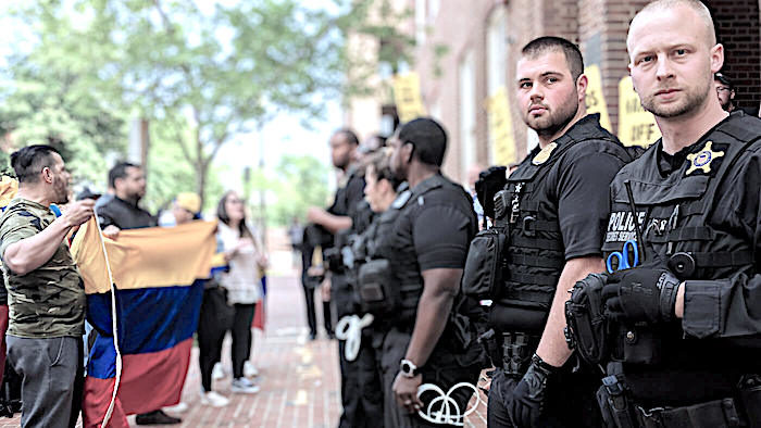 Click to enlarge Venezuelan Embassy guards
