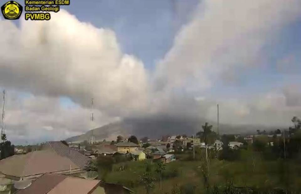 CCTV image shows Mount Sinabung