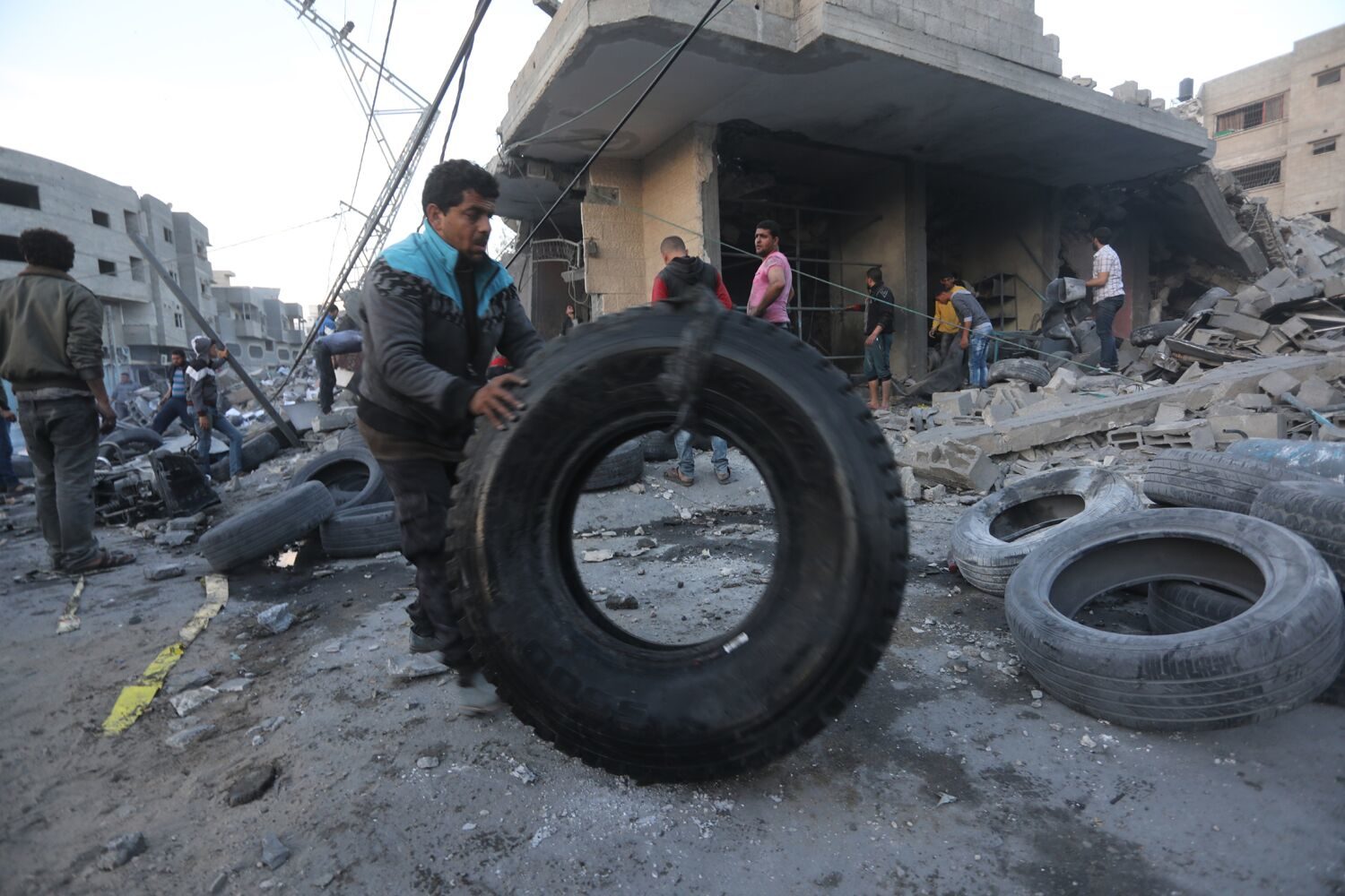 Click to enlarge bombed apartment IDF